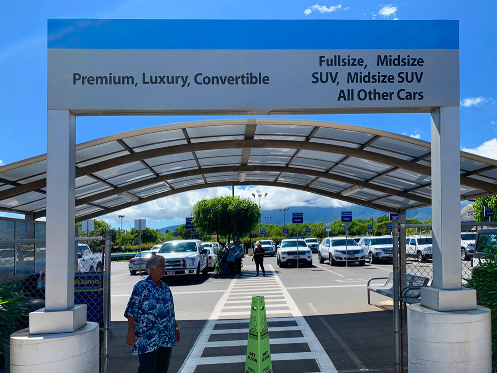 Car rental lot entrance on Maui at the airport (OGG)