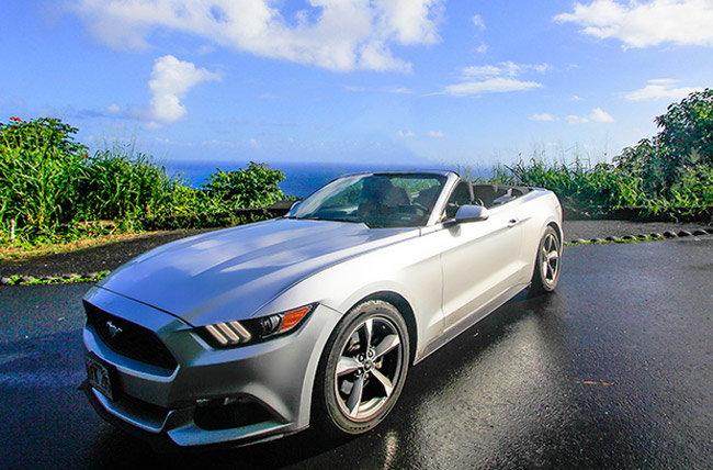 Convertible type of car rental in Maui