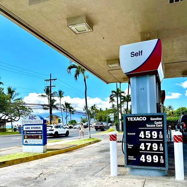 Texaco gas station in Maui